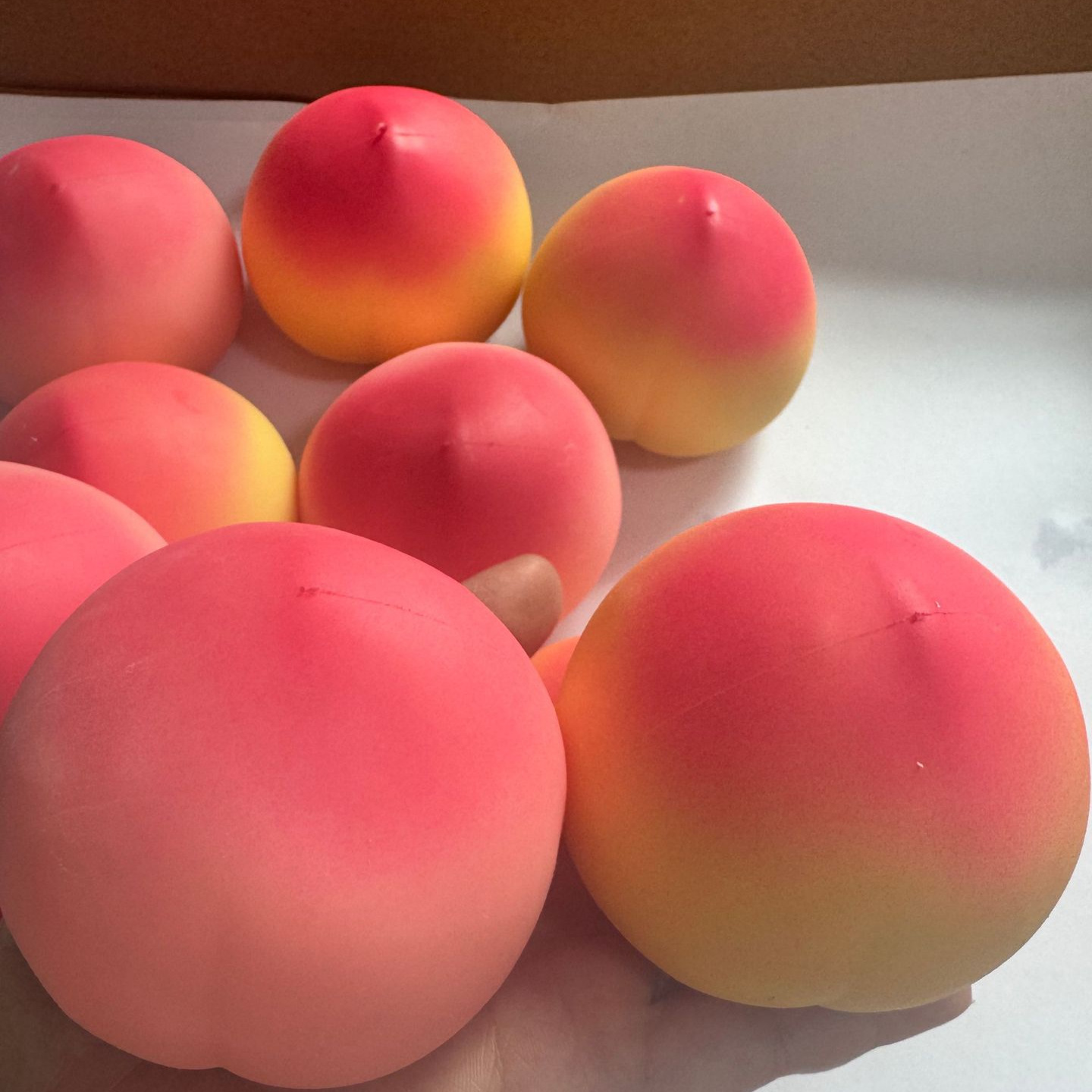 Mainan Squishy Buah Persik Ber - Party Games Spy ulasan dan harga