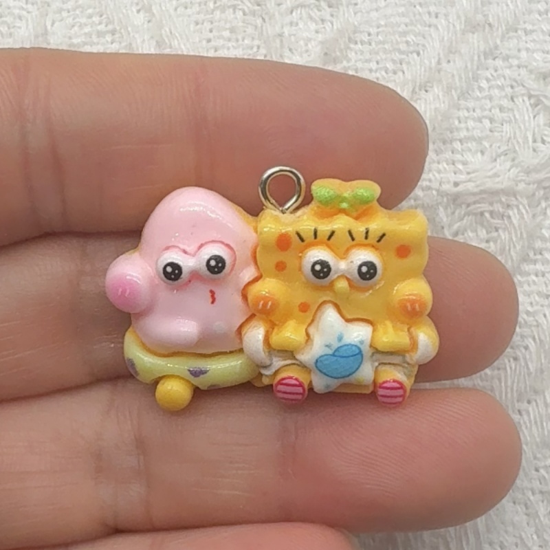 10 buah liontin resin kartun,  - Party Games Spy ulasan dan harga